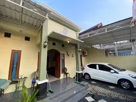 DIJUAL . Rumah Semi Furnished Jalan Utama Bekasi Timur