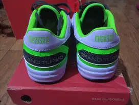 Sepatu futsal specs metasala grend turbo,size 42