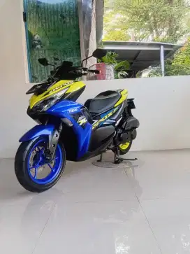 NEW AEROX 2023 YELLOW BLUE