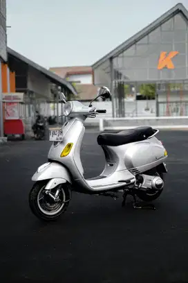 PIAGGIO VESPA LX 150 2VIE INJECTION 2011 MURAHH PAKE BANGETT