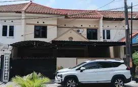 Jual Rumah 2lantai Siap Huni Lok Strategis Harga Do Bawah Pasaran