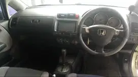 Dijual Honda Jazz 2004 Matic I-Dsi