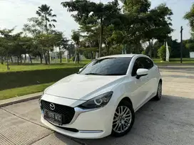 Mazda 2 GT Automatic 2020 Putih LOW KM