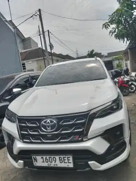 Toyota Fortuner 2024 Diesel
