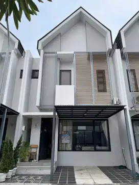 JUAL CEPAT RUMAH FULL FURNISH DEKAT GRAND LUCKY BSD CLUSTER MYZA