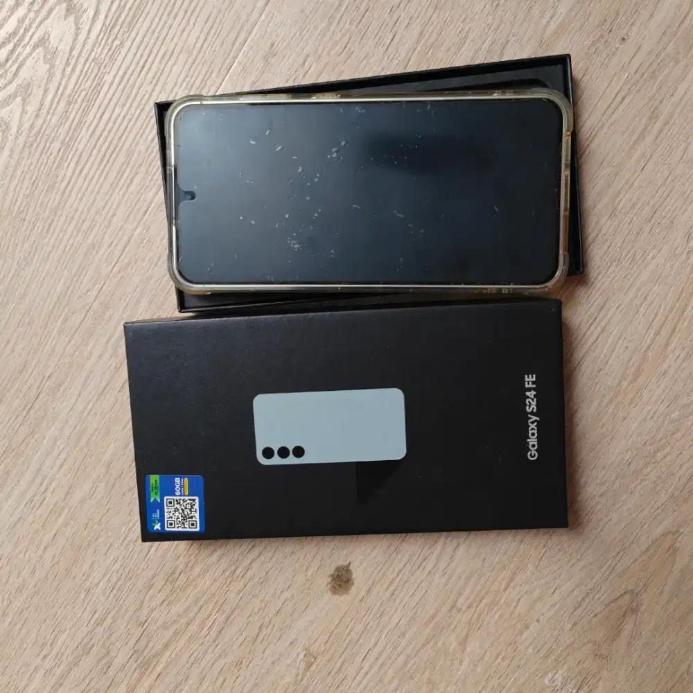 Jual Samsung galaxy S24 FE S24FE Bekas kondisi Bagus Normal