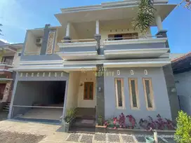 RUMAH SIAP HUNI, 2 LANTAI, 10 MENIT KE KAMPUS ATMAJAYA BABARSARI