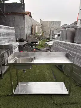 Sink 1 lubang sayap kanan
2 susun
Ukuran 132x45x80