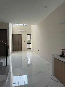 Dijual Griyaloka BSD Rumah Baru Lokasi strategis
