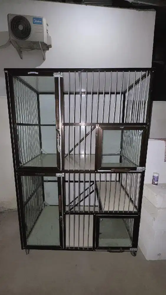 Kandang Aluminium 2 kamar 2 pintu
