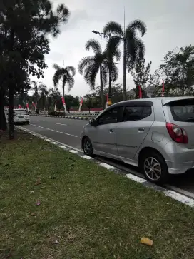 Jasa antar jemput bekerja/sekolah
