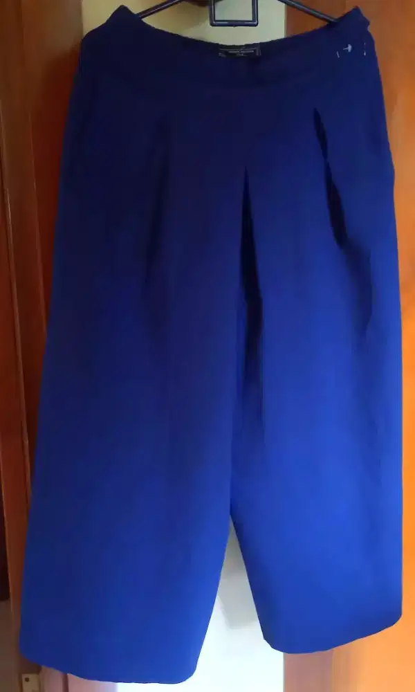 Kulot Zara biru gelap