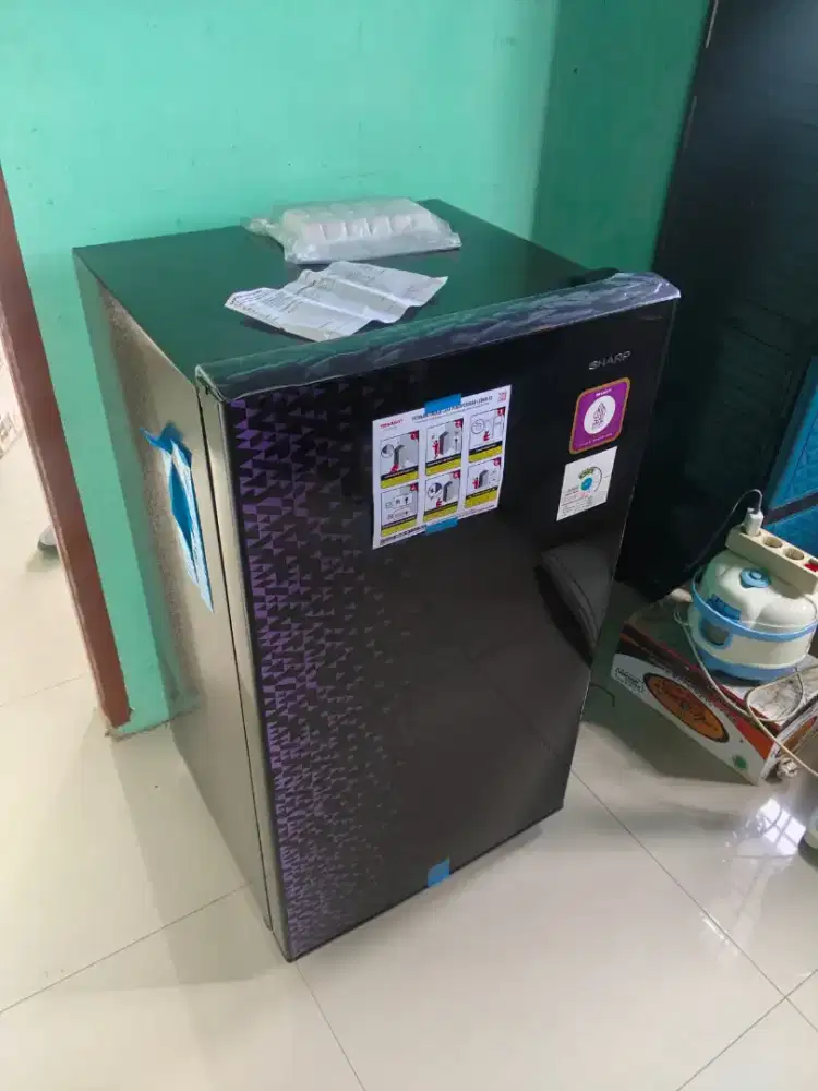 Kulkas Sharp ukuran 133liter garansi resmi