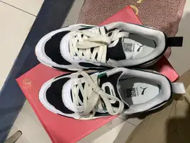 Sepatu Puma Trinity uk41