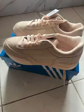Adidas lifestyle court women pink
