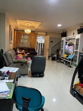 Rumah 2 lantai Poris PPE, siap huni, bisa kpr