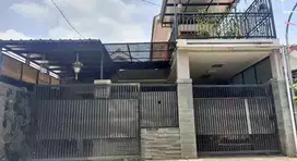 Dijual Rumah Luas 1,5 Lantai di Cisaranten kota Bandung – SHM, 4 Kamar
