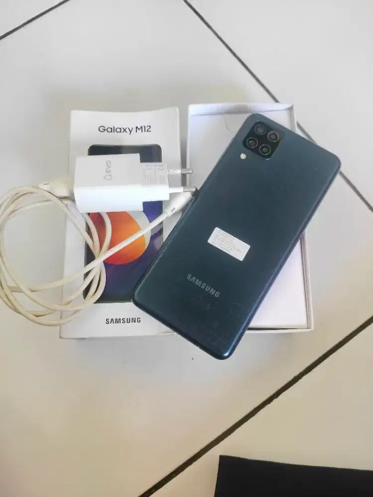 Samsung m12 4/64 seken fullset