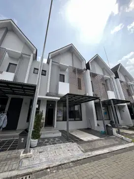 JUAL RUMAH 2 LANTAI FULL FURNISH DI BSD CITY