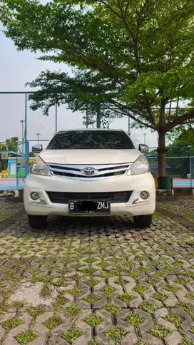 Dijual Toyota Avanza 1.3 G AT 2015 Putih – Kondisi Sehat & Siap Pakai!