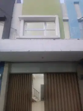Ruko 2 lantai di Harapan Mulya Regency bekasi