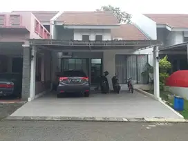 Dijual Rumah Legenda Wisata Cibubur semi furnished