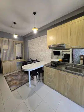 Dijual apartemen Gunawangsa manyar 2 br full furnished baru gress