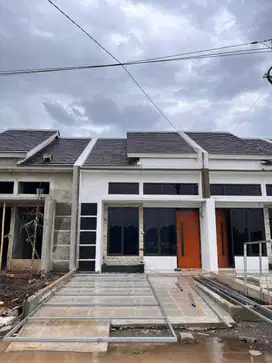 Rumah baru di Ciwastra bandung banyak promo