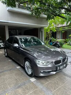 BMW 320i F30 Luxury 2015