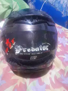 Helm NHK Predator