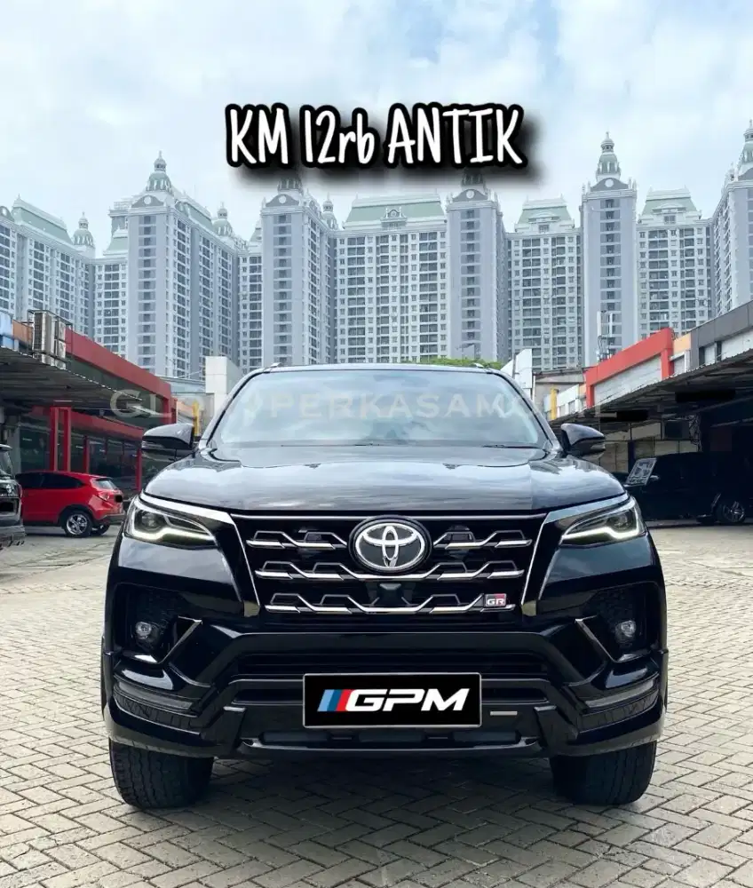 Toyota Fortuner 2.8 GR 2023 KM 12rb ANTIK