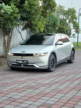 Hyundai Ionic 5 EV signature long range  odo27rb Tahun 2023