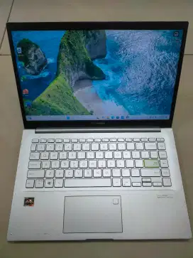 Dijual laptop Asus RYZEN 5-4500 Ram 8GB SSD 512GB Keybod nyala