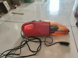 Vakum pembersih debu mobil