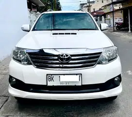 Toyota Fortuner 2.5 G Automatic Diesel 2012 VNT Pajero