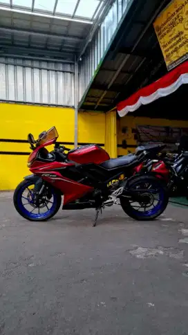 YAMAHA R15 TAHUN 2017