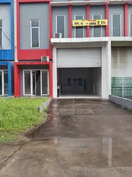 Gudang siap pakai di Bizpoint Cikupa Full Renovasi