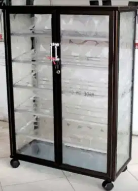 Rak Sepatu Aluminium Frame Coklat Kaca Es 5 Susun + Roda 74-104
