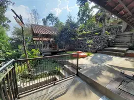 Dijual Villa Cafe Resto Camping Aktif Tanah Luas Cimahi Kota Bandung
