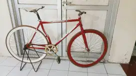 Fixie Giant Sepeda fix gear