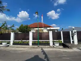RUMAH MEWAH TANAH SUPER LUAS DI JALAN KALIURANG KM 9,5