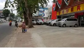 Di sewakan ruang usaha bekas rumah makan di Palmerah Jakarta Barat