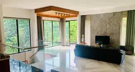 Rumah Siap Huni dan Nyaman Candi Golf Semarang Selatan – 9867