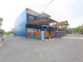 Rumah Luas Posisi HOOK + BONUS Kos Kosan 10 Kamar dekat Jl. Raya Tajem