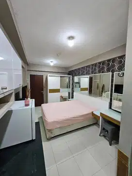 Jual Apartman studio full furnished SHMRS lantai rendah ,dkt Klampis