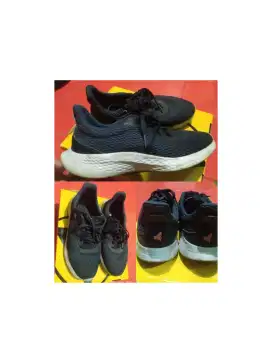 Sepatu brodo dan airwalk