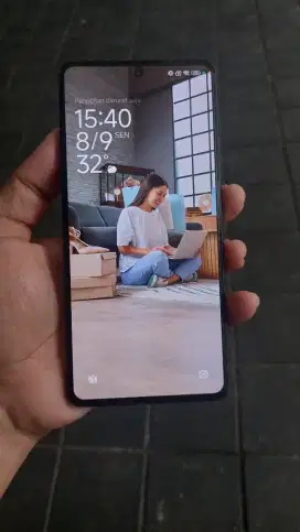 Poco f5 5G 12/256