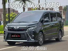 Toyota Voxy 2019
2.0 Automatic (Kilometer 40 ribuan) TDP 4 juta