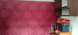 Dijual cepat kasur spring bed no 1 masih mulus warna marun