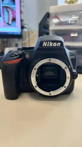 DSLR Nikon D3500